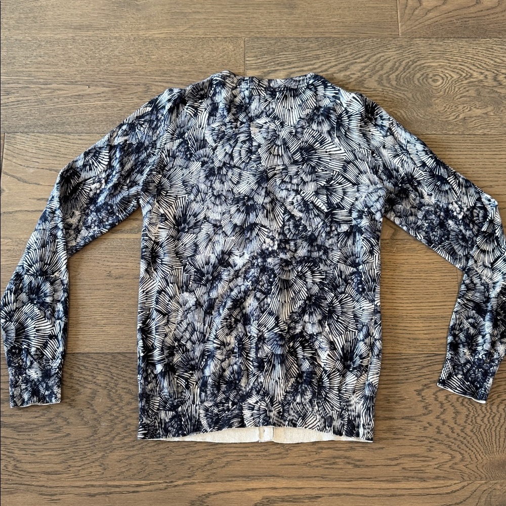 Banana Republic Abstract Floral Cardigan Button Down Long‎ Sleeve Women’s Medium - Picture 8 of 13